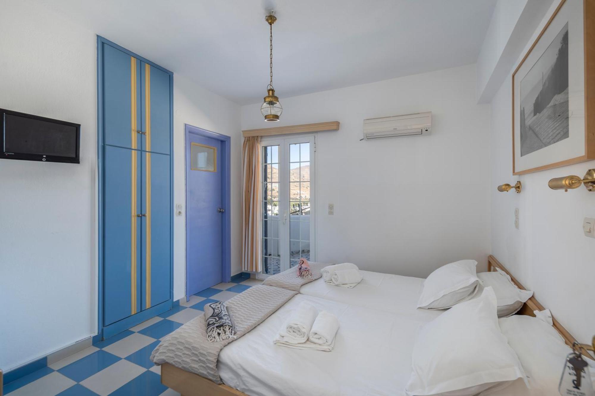 Bofor Studios & Rooms Livadakia Номер фото